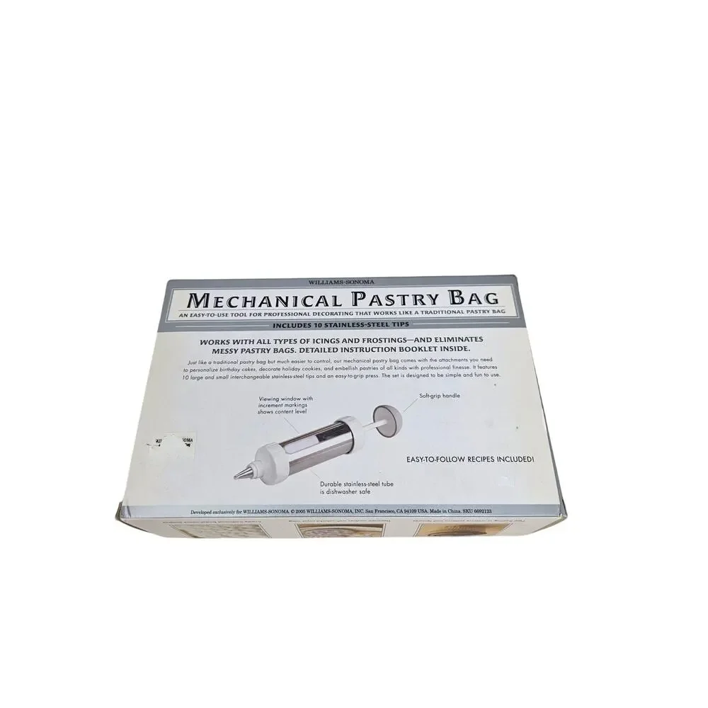 NEW William's Sonoma Mechanical Pastry Bag Kit Baking Decorating 10 Tips